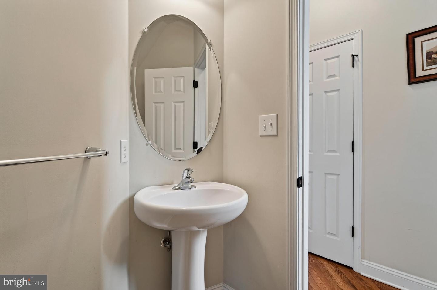 3212 Tyning Ln Property Photo 23