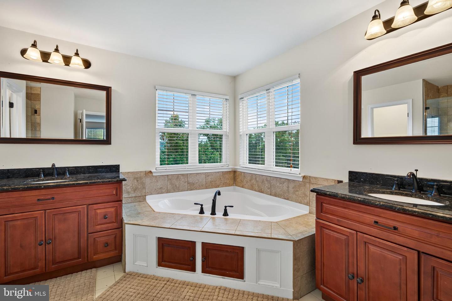 3212 Tyning Ln Property Photo 34