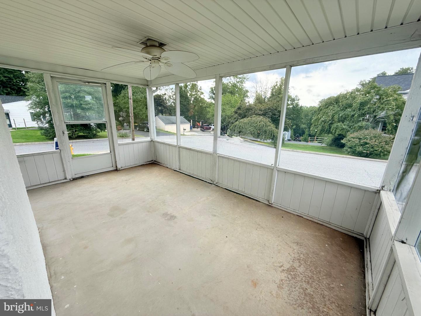 842 S Walnut St Property Photo 9