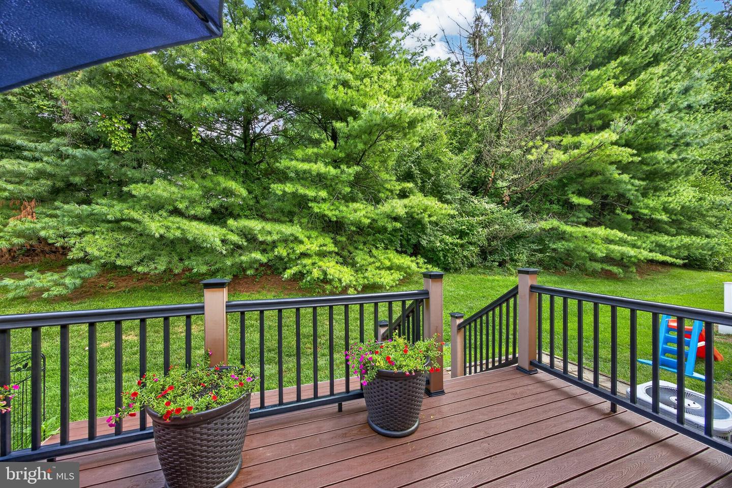 129 Madison Way Property Photo 3