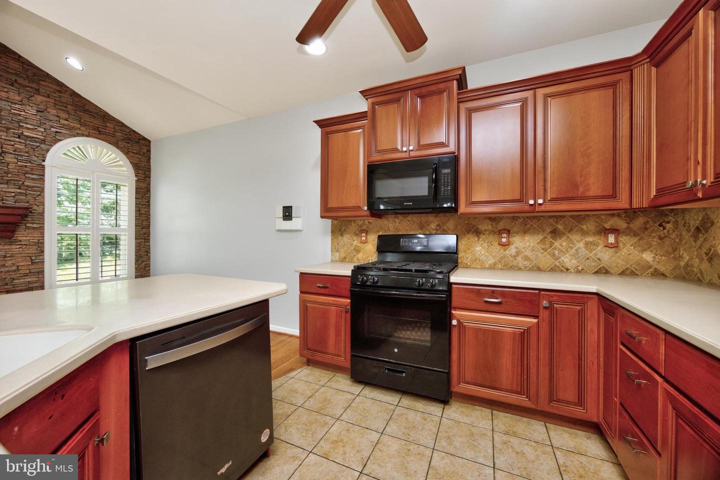 129 Madison Way Property Photo 13