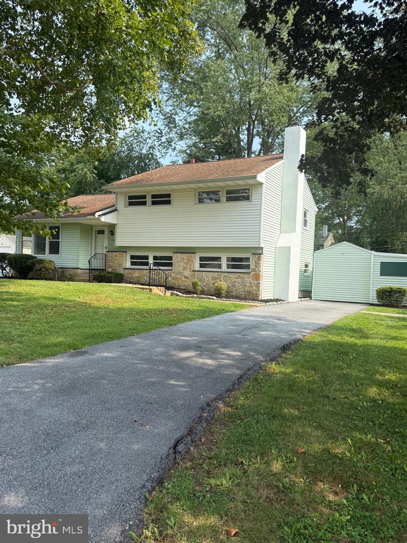 502 Briar Rd Property Photo 26