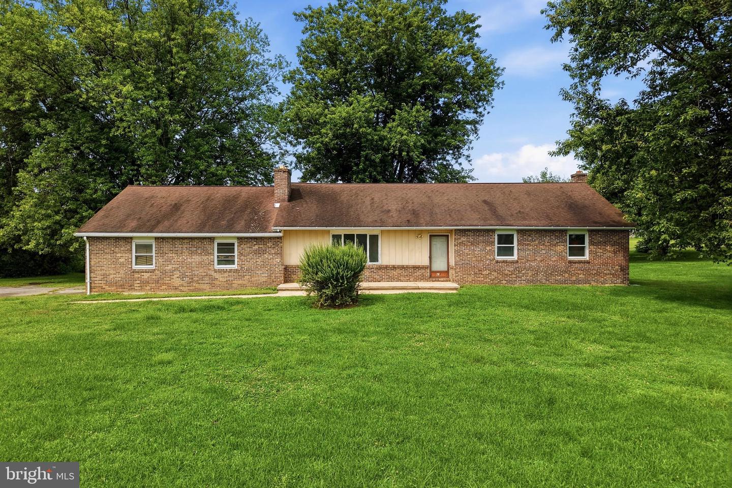 610 Penn Green Rd Property Photo 1