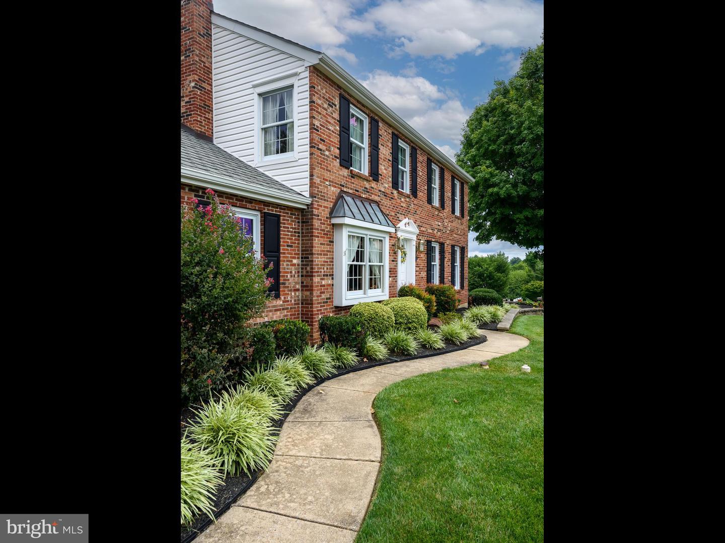 833 Marrones Court Property Photo 12