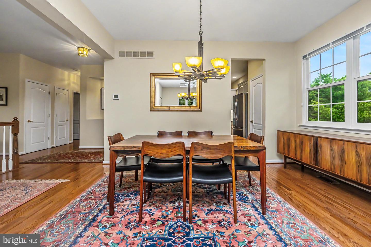 1579 Ulster Ter Property Photo 7
