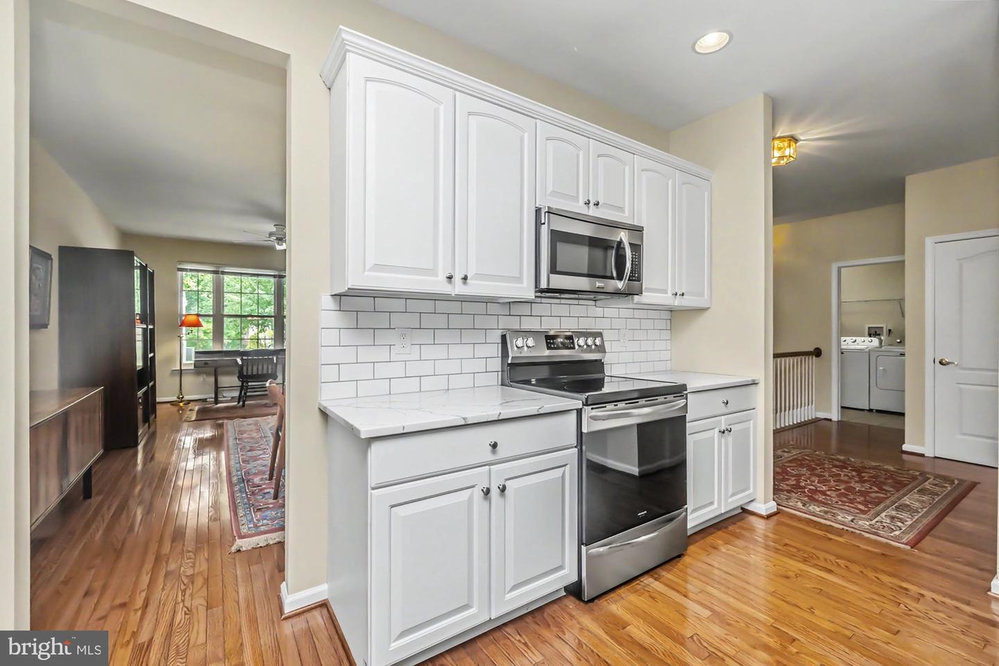 1579 Ulster Ter Property Photo 12