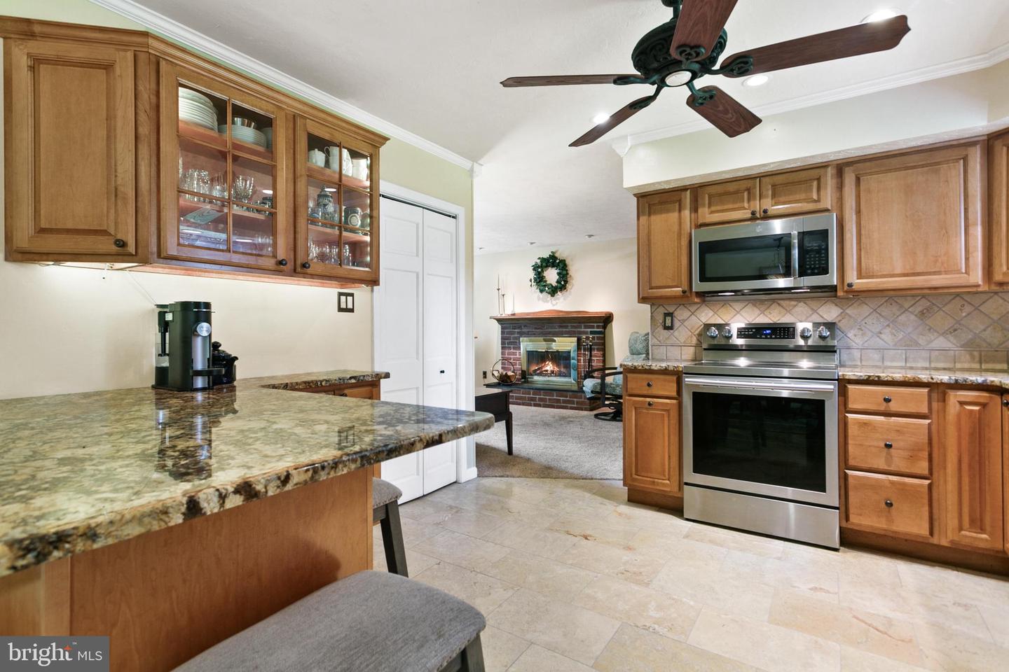 718 Bicking Dr Property Photo 8