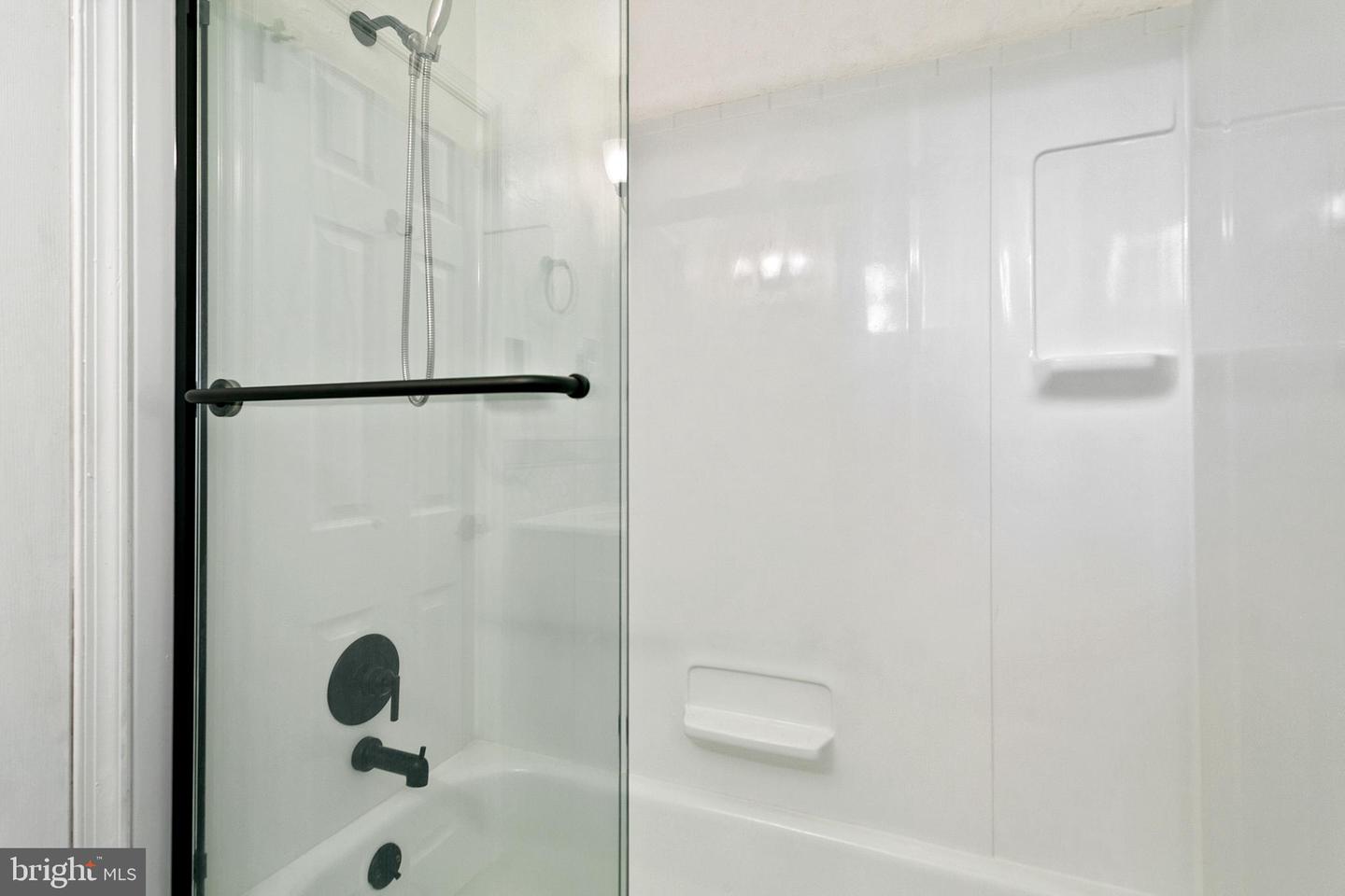 718 Bicking Dr Property Photo 22