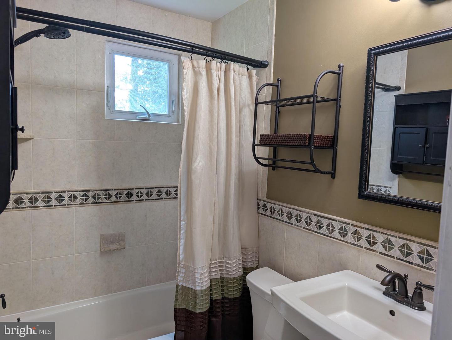718 Bicking Dr Property Photo 26