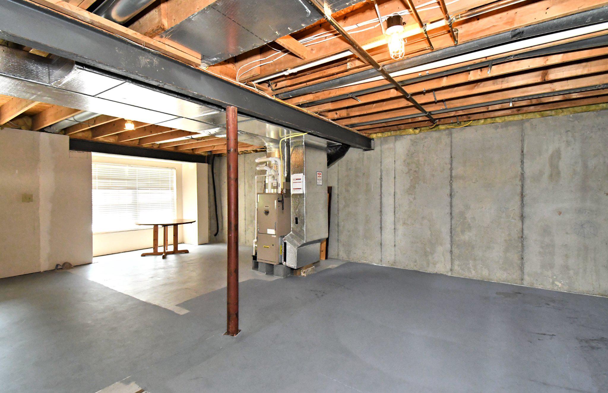 1028 Balley Dr Property Photo 32