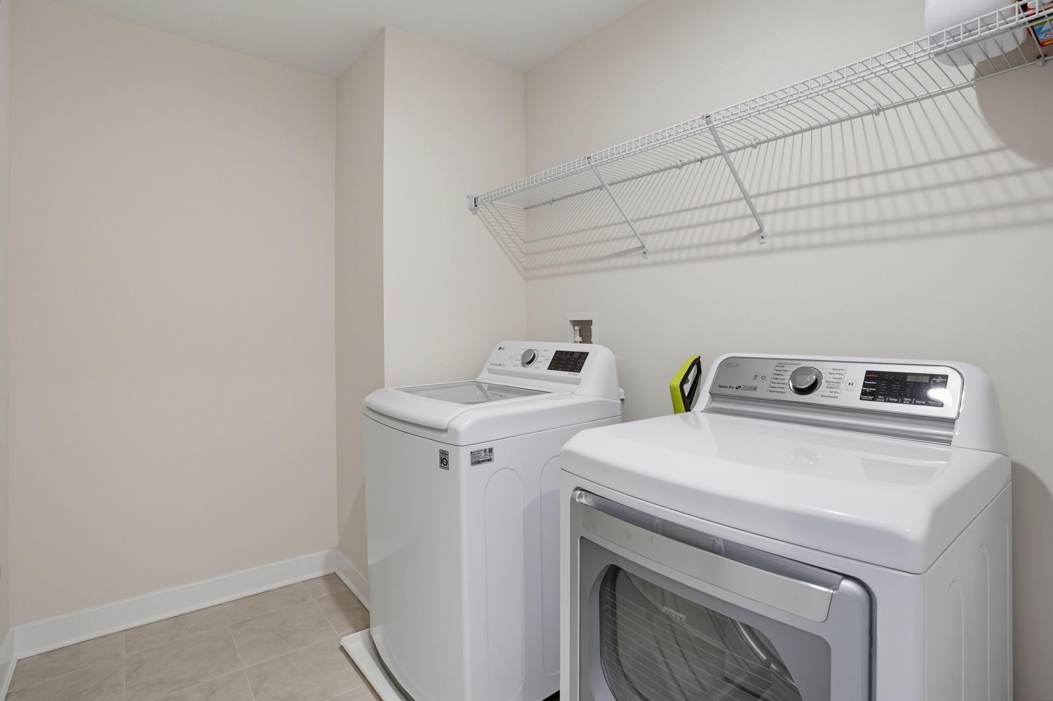 1237 Benjamin Property Photo 19