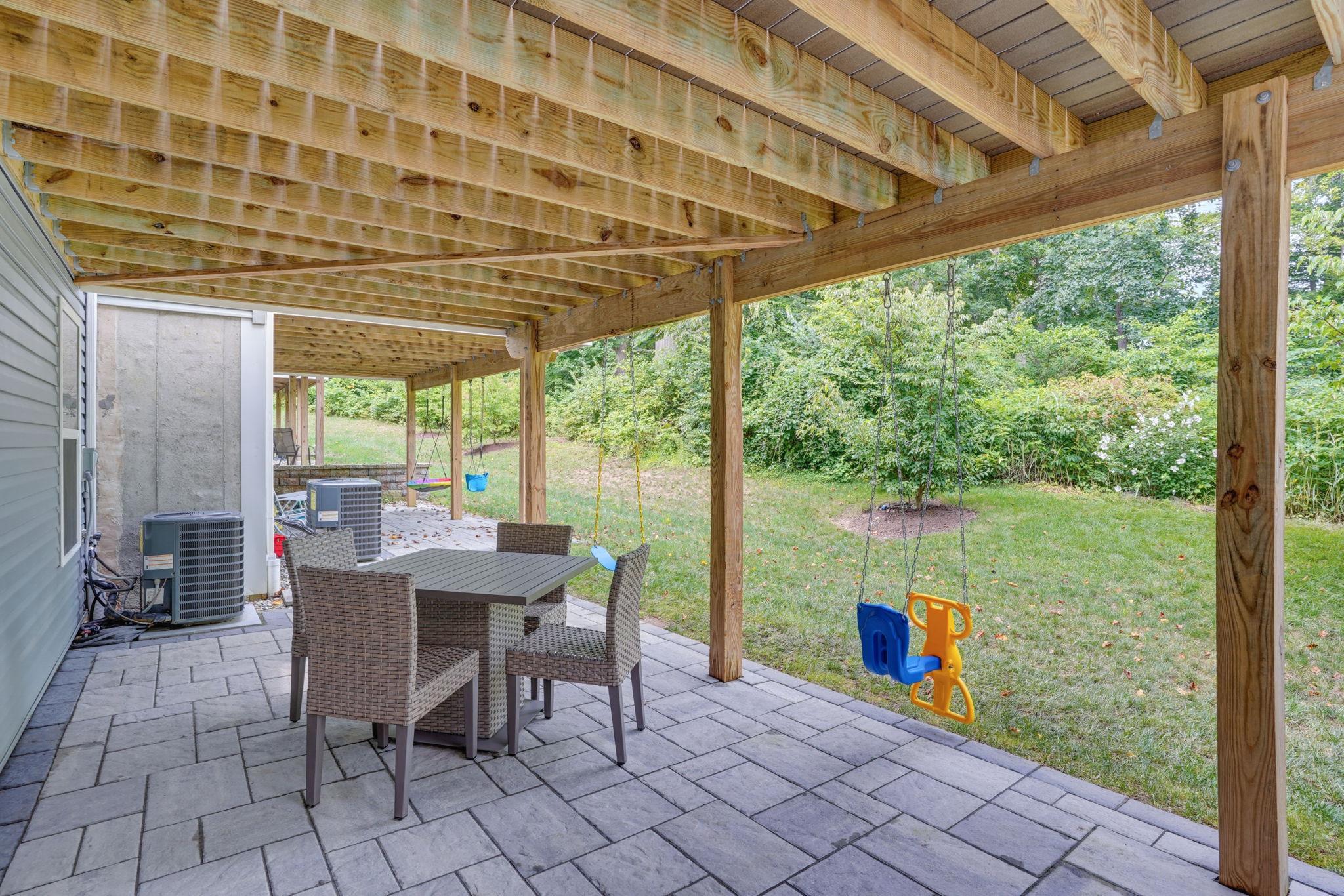 1237 Benjamin Property Photo 23