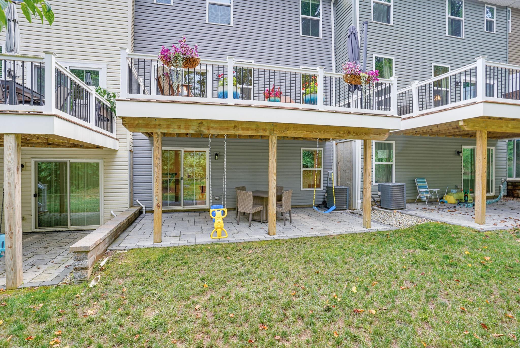 1237 Benjamin Property Photo 24