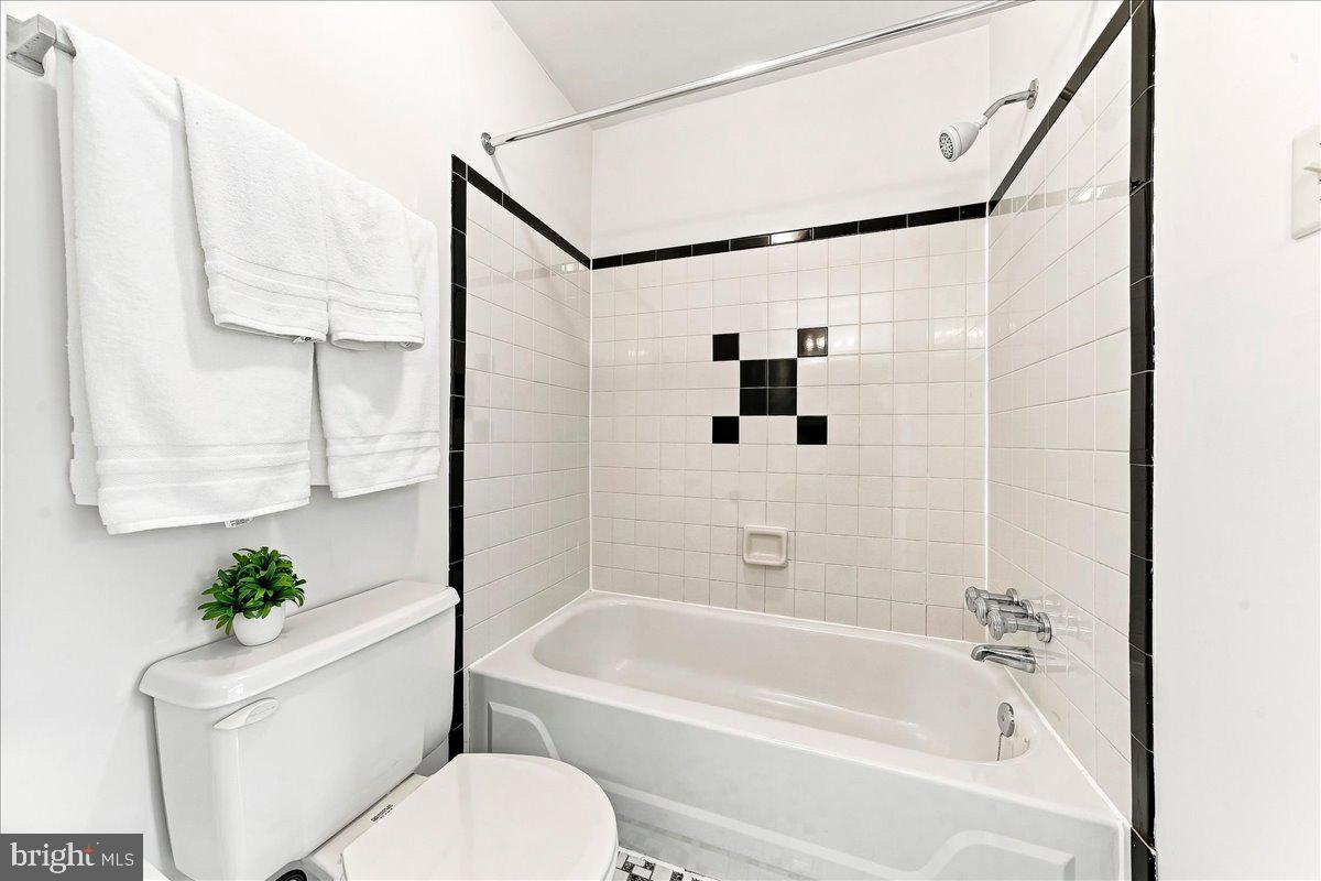 309 N Snowdon Property Photo 23