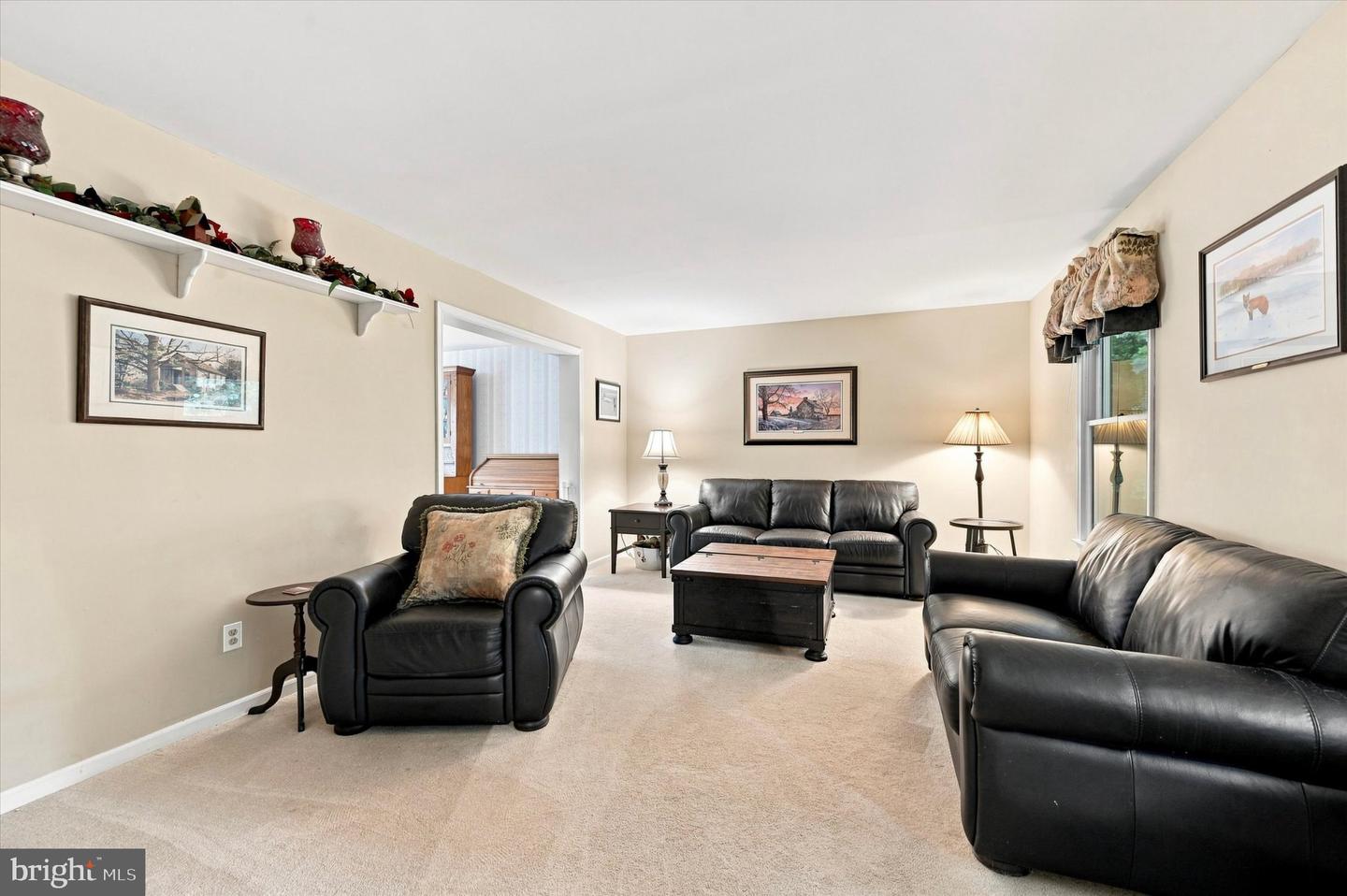 1126 Yankee Dr Property Photo 6