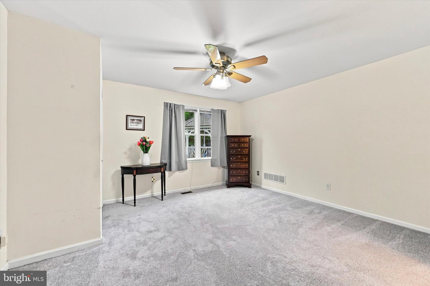 1126 Yankee Dr Property Photo 25