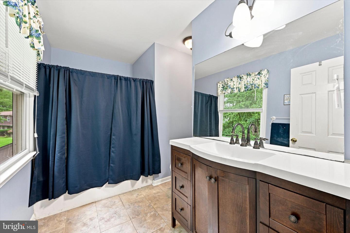 1126 Yankee Dr Property Photo 32