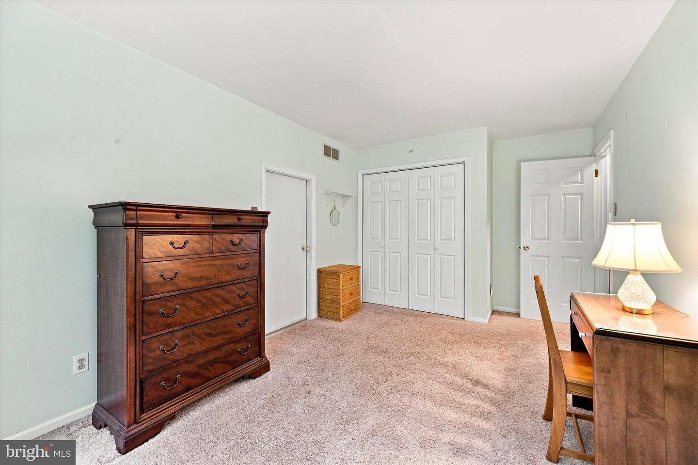 1126 Yankee Dr Property Photo 38