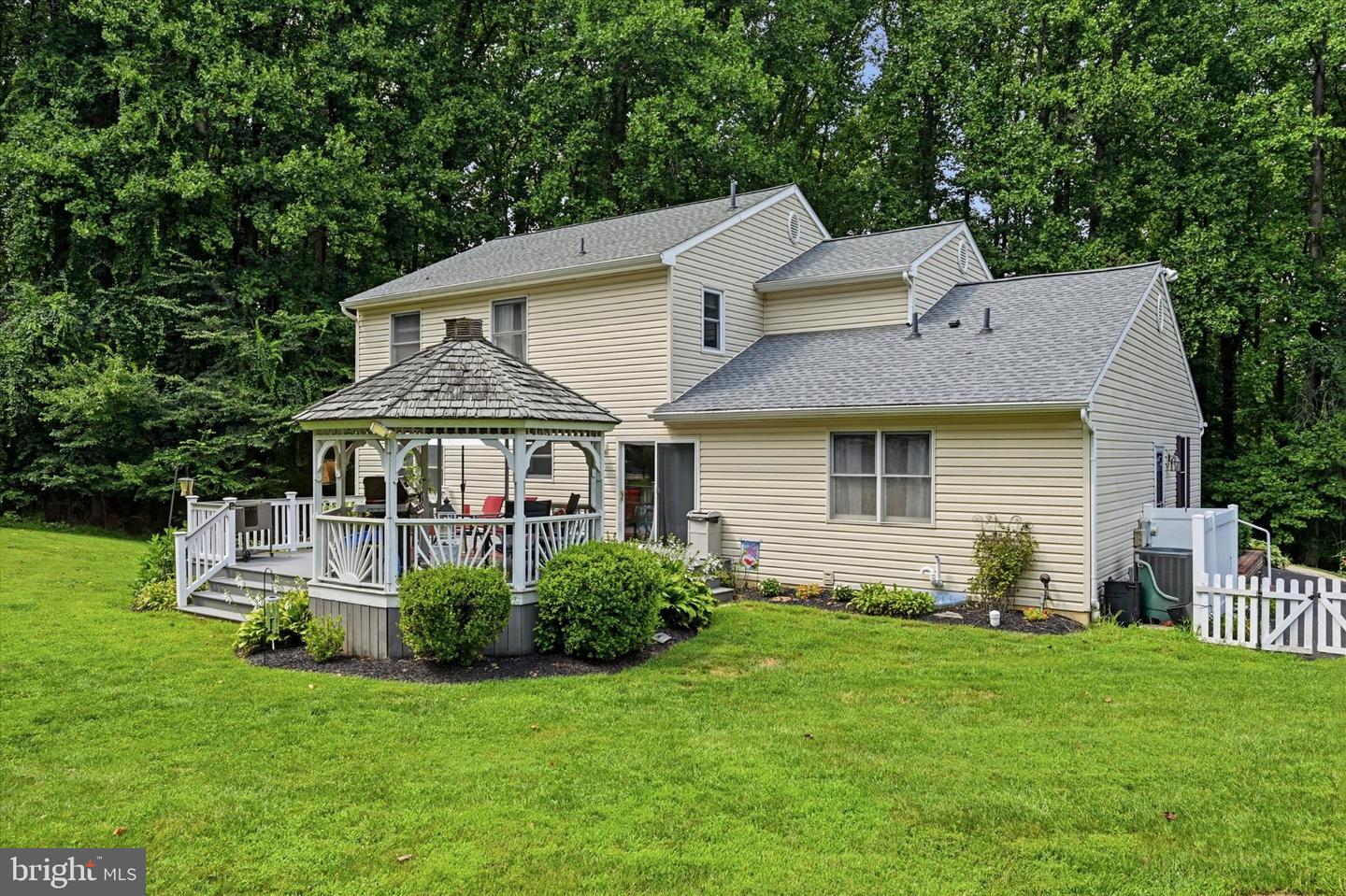 1126 Yankee Dr Property Photo 45