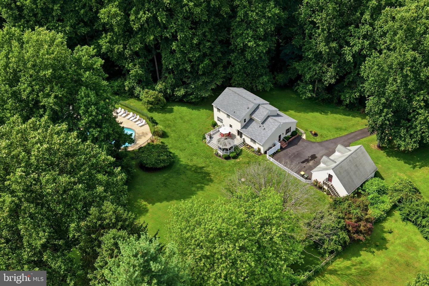 1126 Yankee Dr Property Photo 55