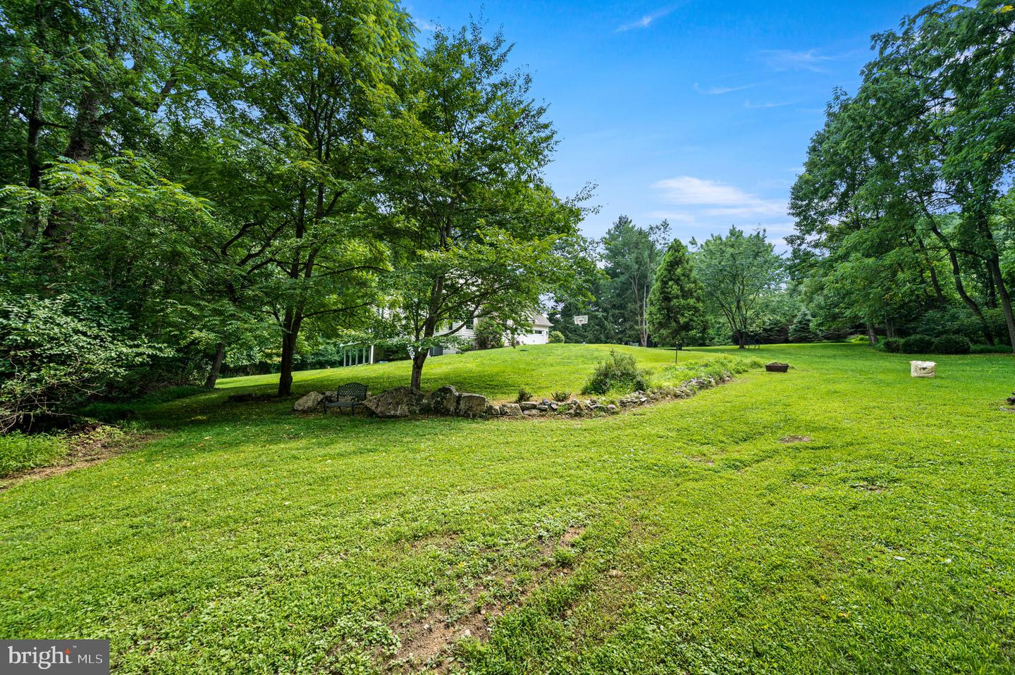 60 Homestead Ln Property Photo 41