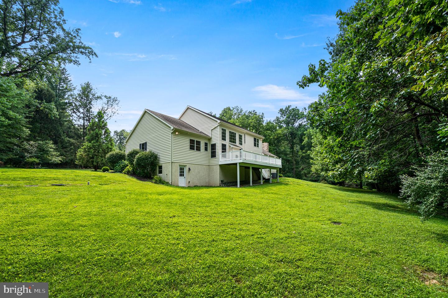60 Homestead Ln Property Photo 42