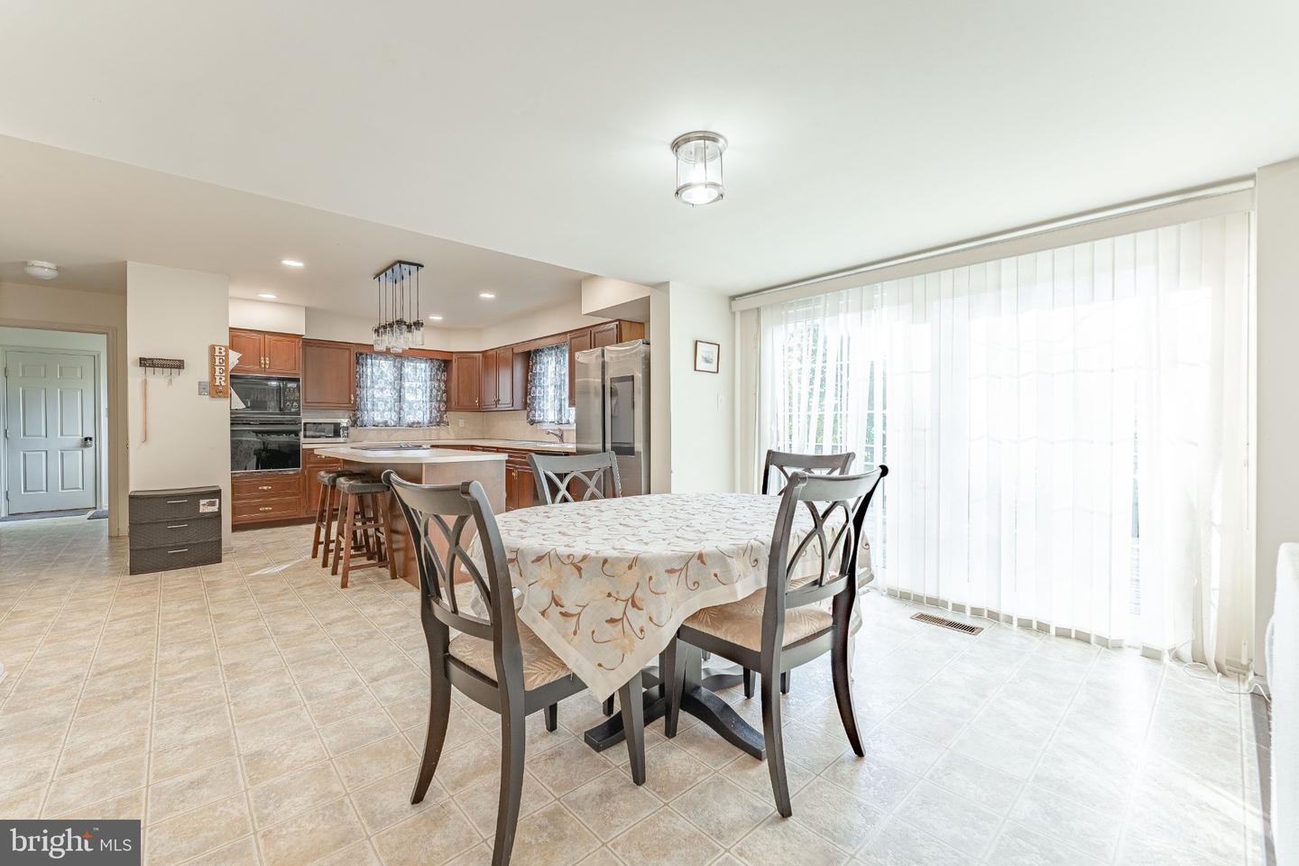 1103 Clover Hill Dr Property Photo 16