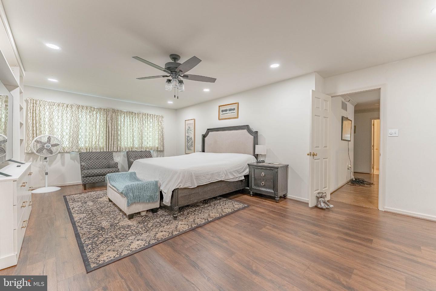 1103 Clover Hill Dr Property Photo 32