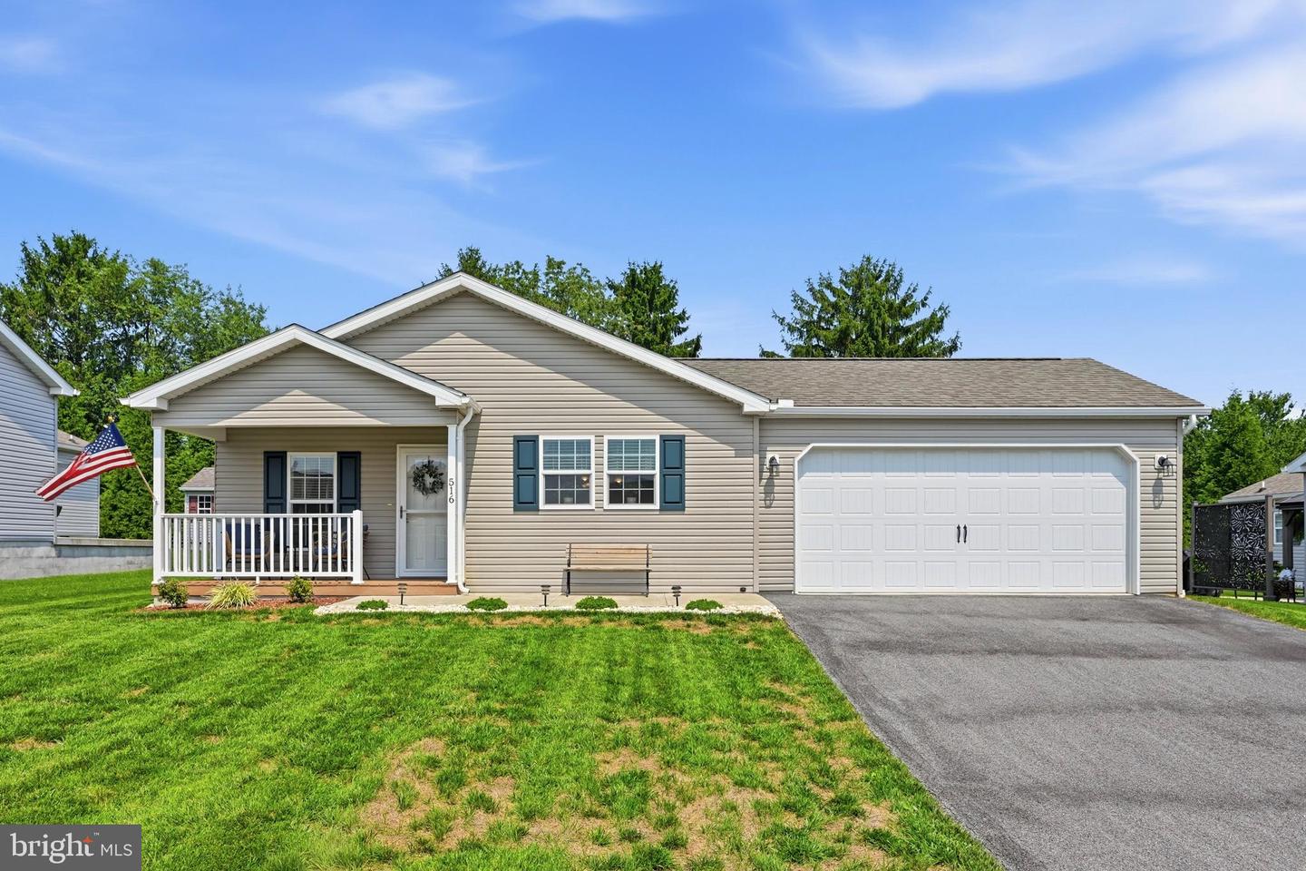 516 SAINT PATTY DR