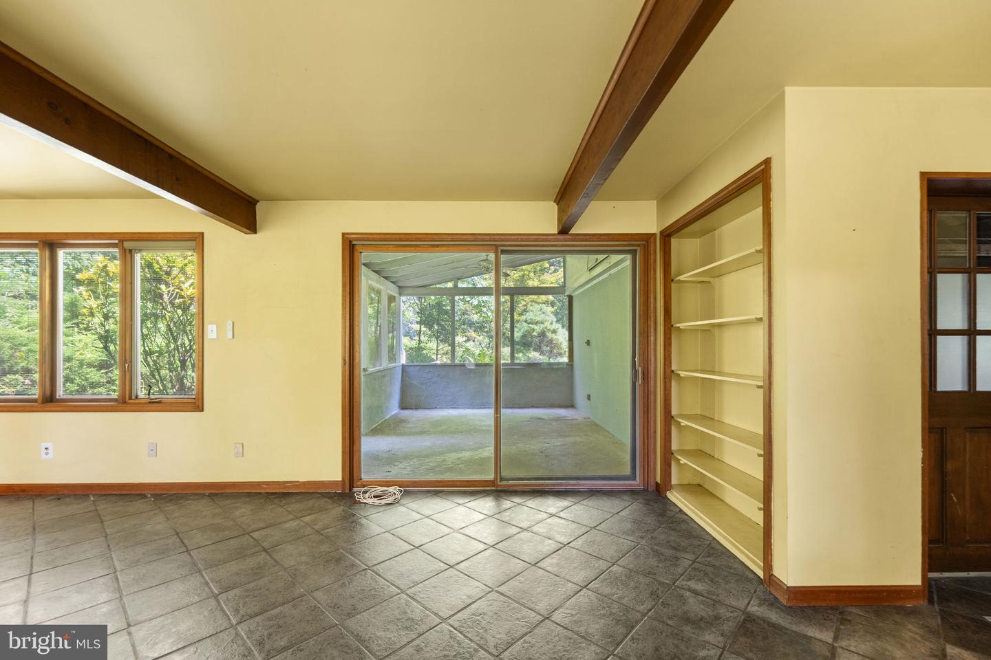 821 Serpentine Dr Property Photo 21