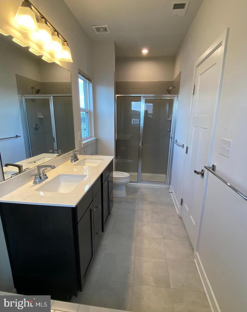 619 Holywell Dr Property Photo 14