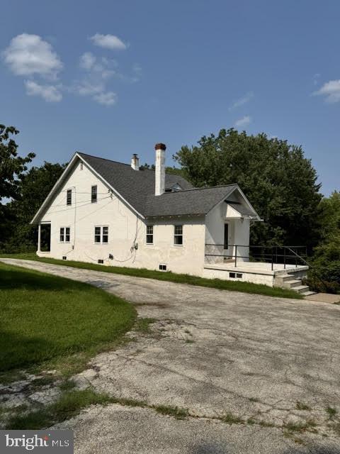 794 Bear Hill Rd Property Photo 3