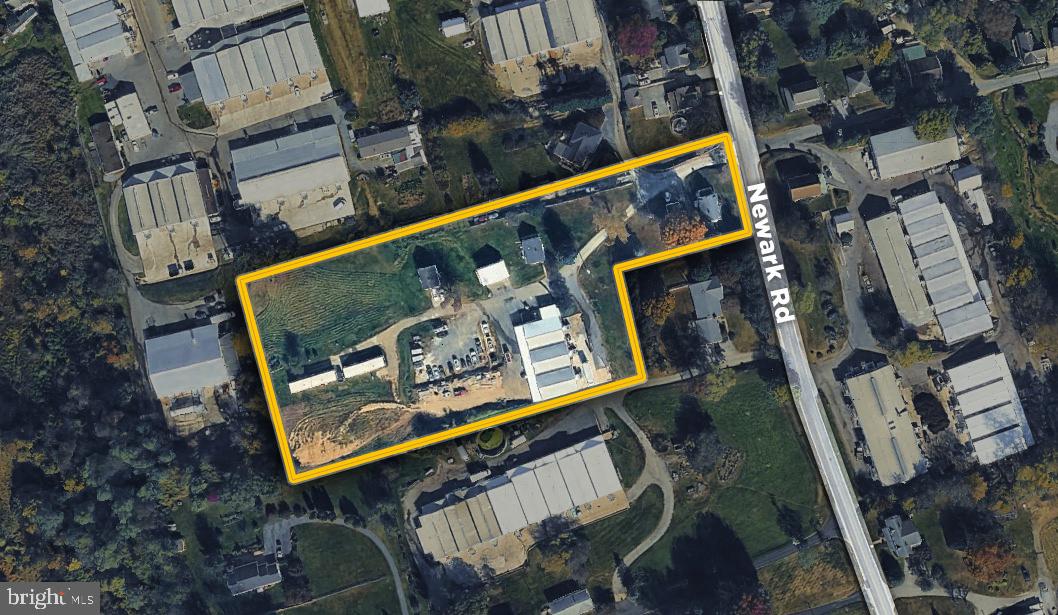 1057 Newark Rd Property Photo 1