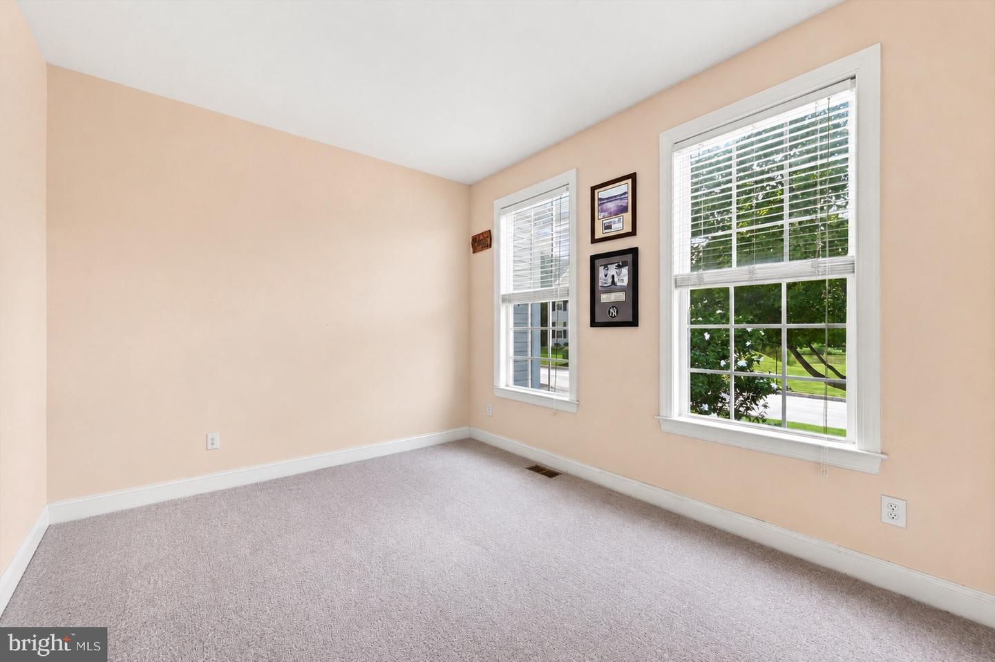 37 Mystery Rose Ln Property Photo 17