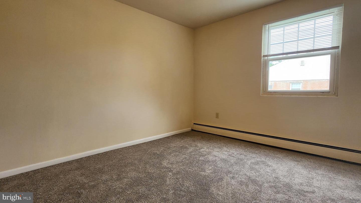 804 Vaughn Rd #b-7 Property Photo 7