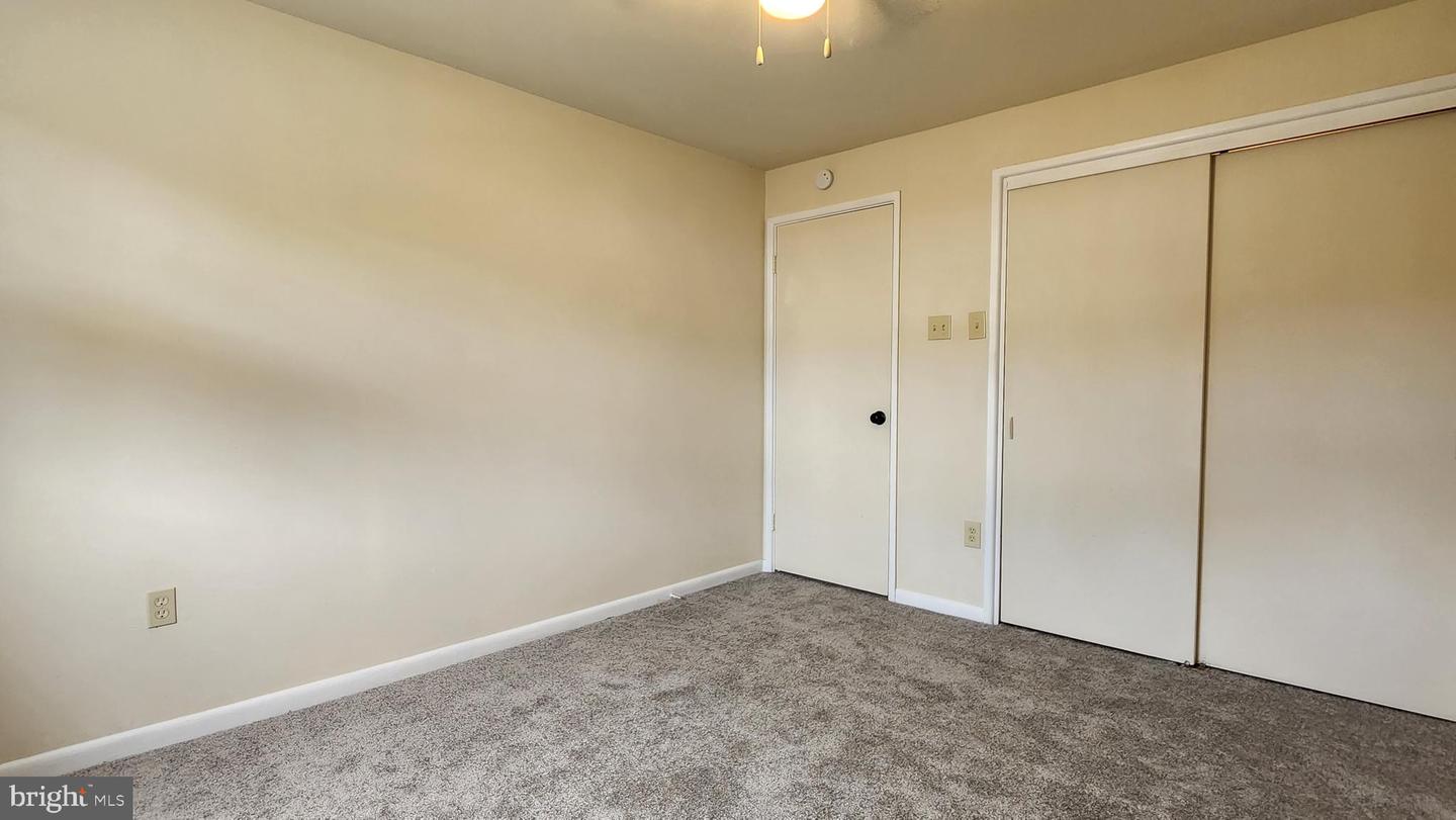 804 Vaughn Rd #b-7 Property Photo 8