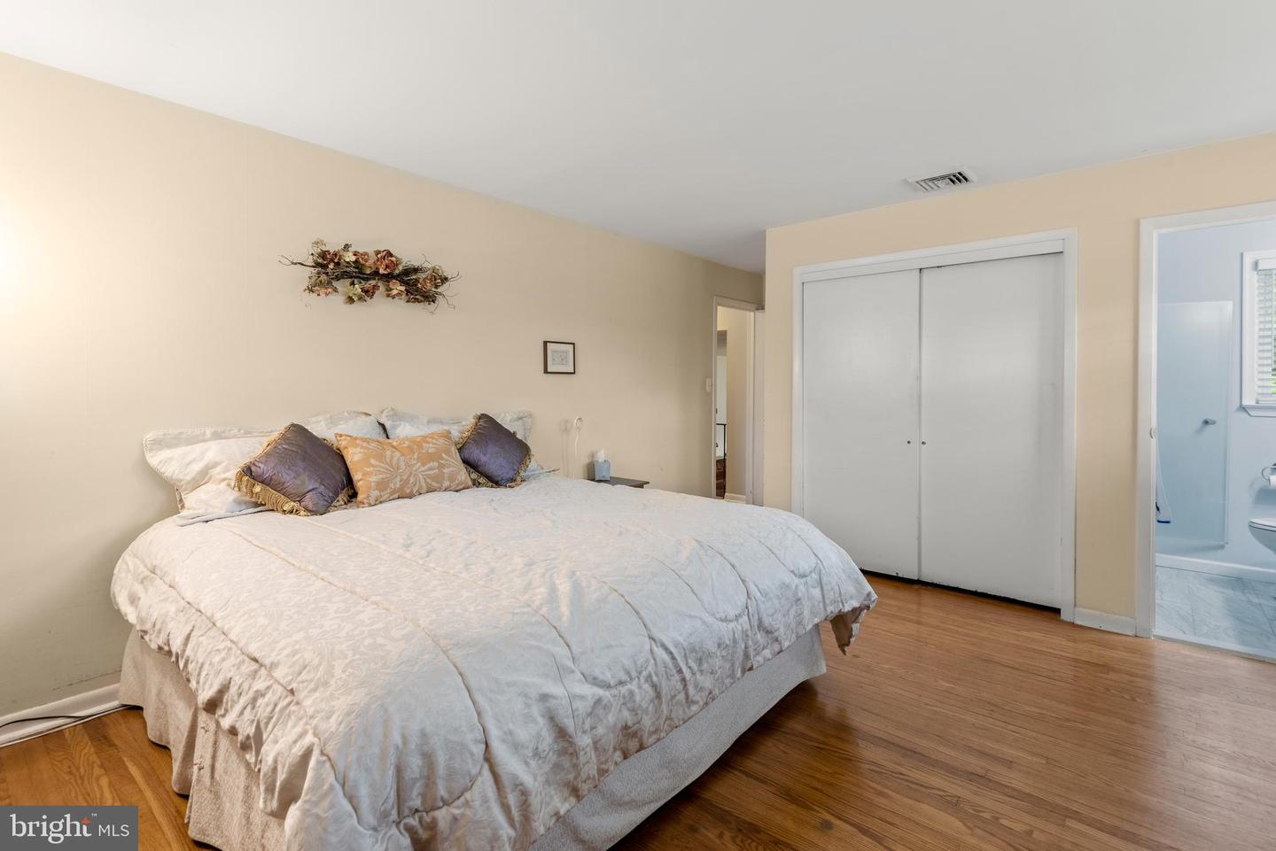 224 Devonshire Rd Property Photo 22