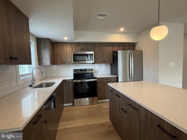 411 Wharton St Property Photo 9