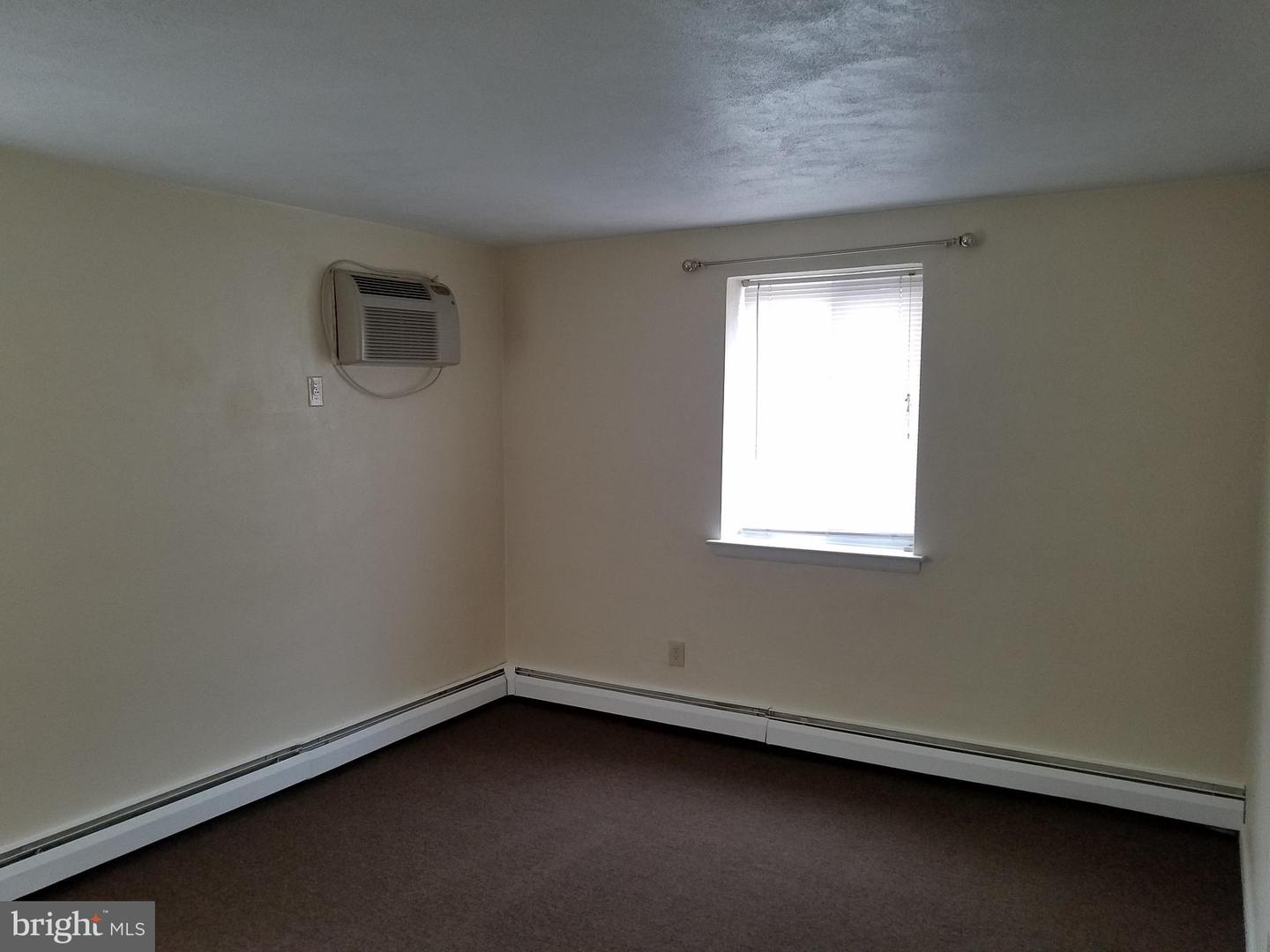 120 N Penn St #c7 Property Photo 3