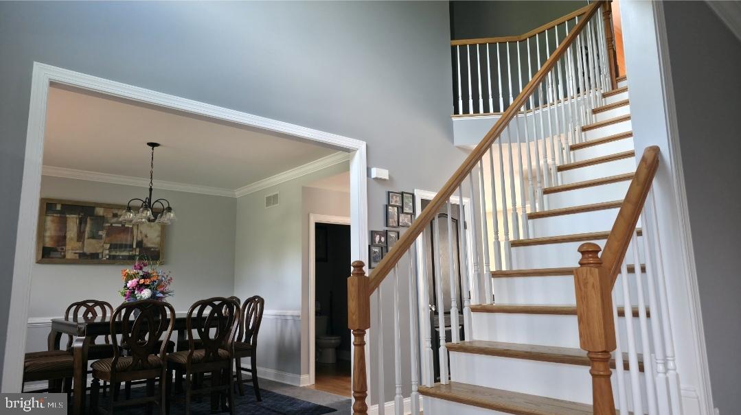 12 Michael Ct Property Photo 5