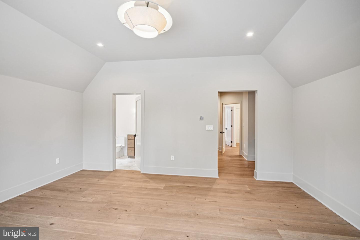 1345 Carolannes Way Property Photo 21