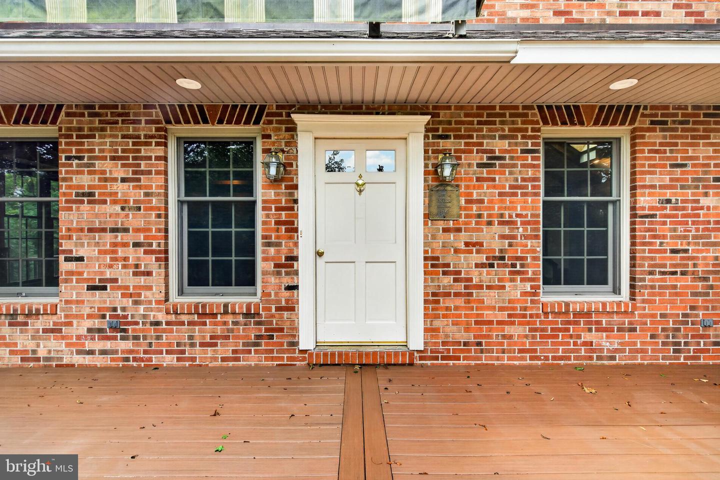 42 Kitty Ln Property Photo 15