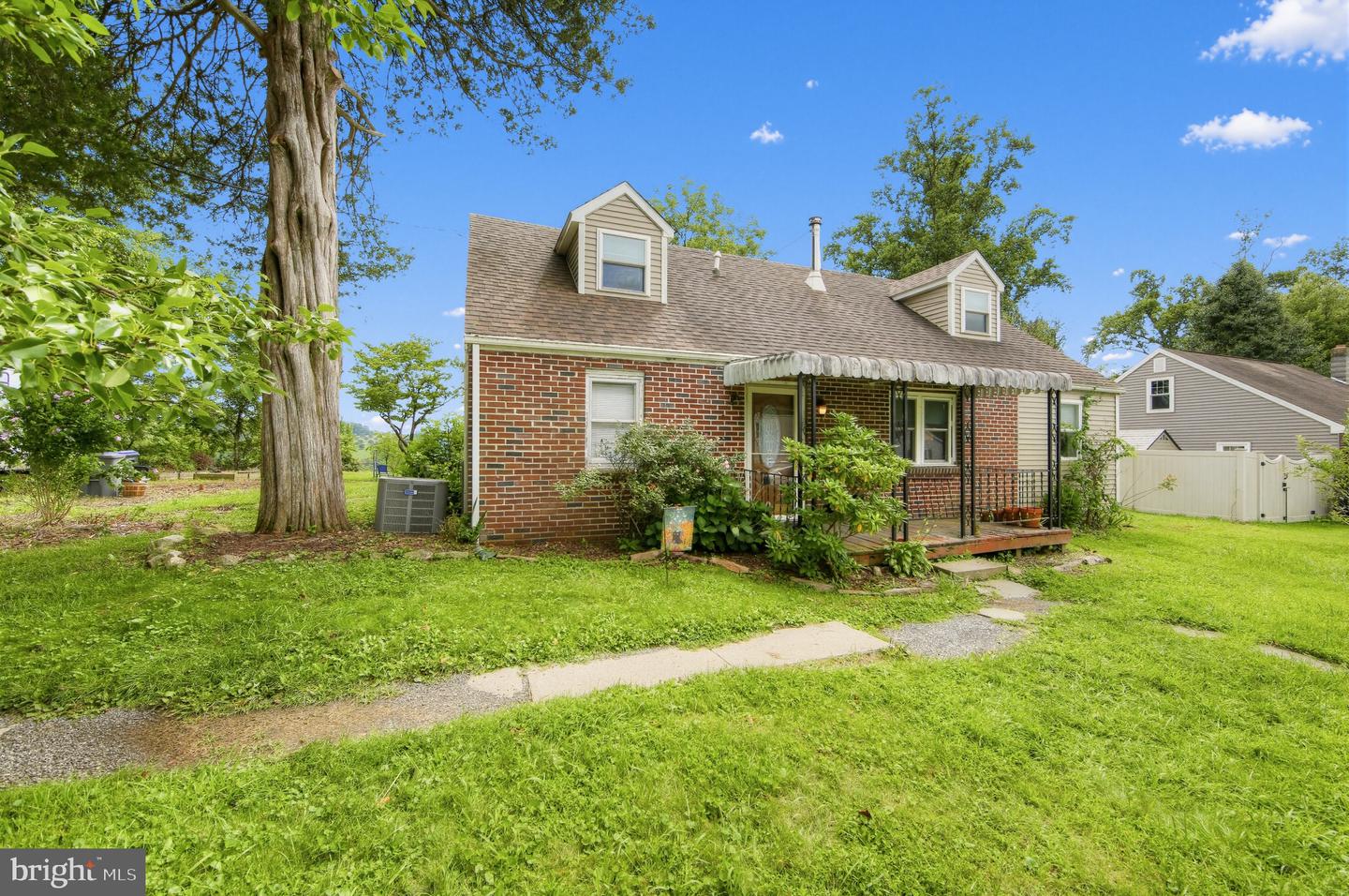 42 LANGOMA RD