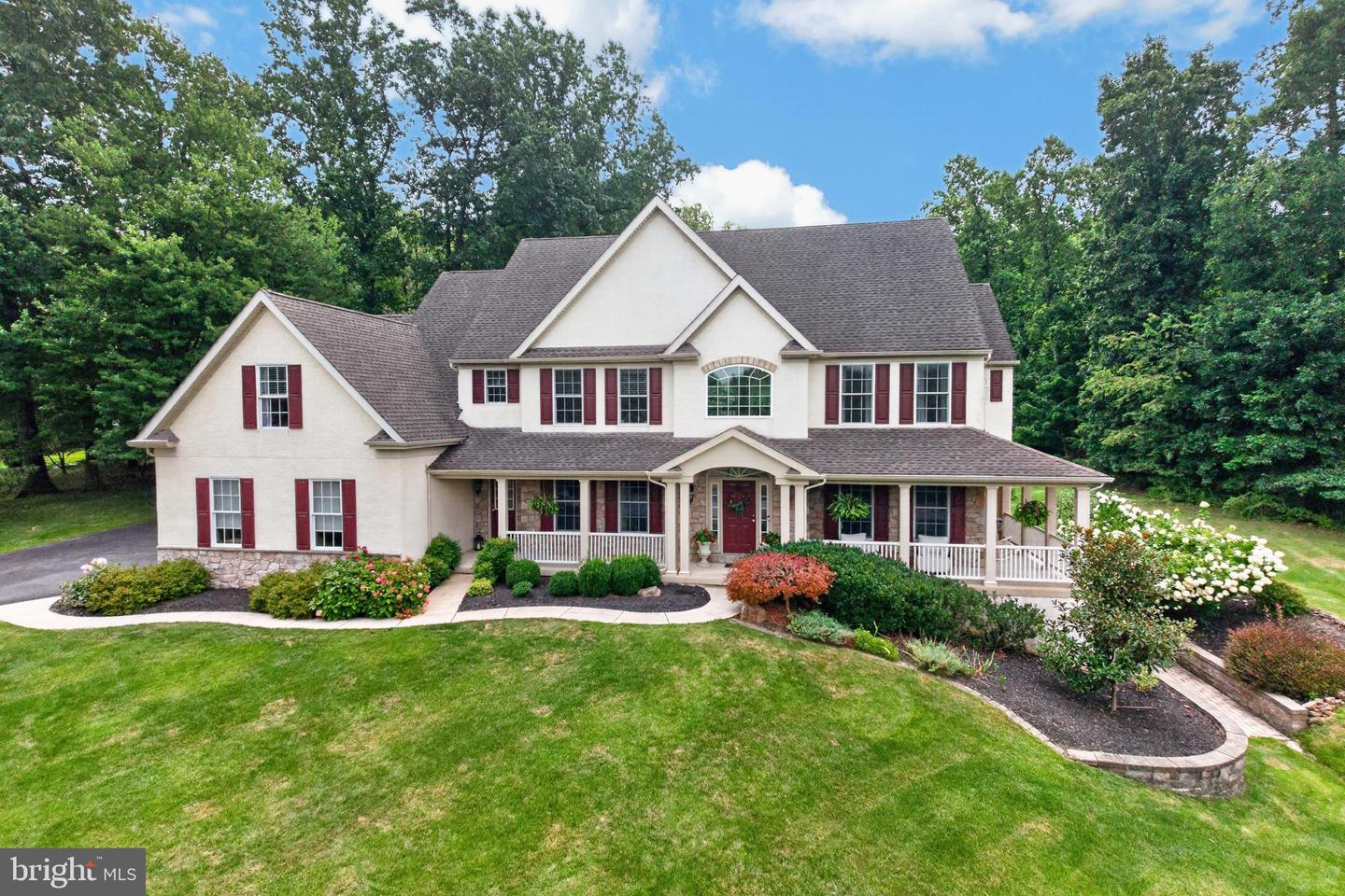 102 STEEPLEWOOD DR