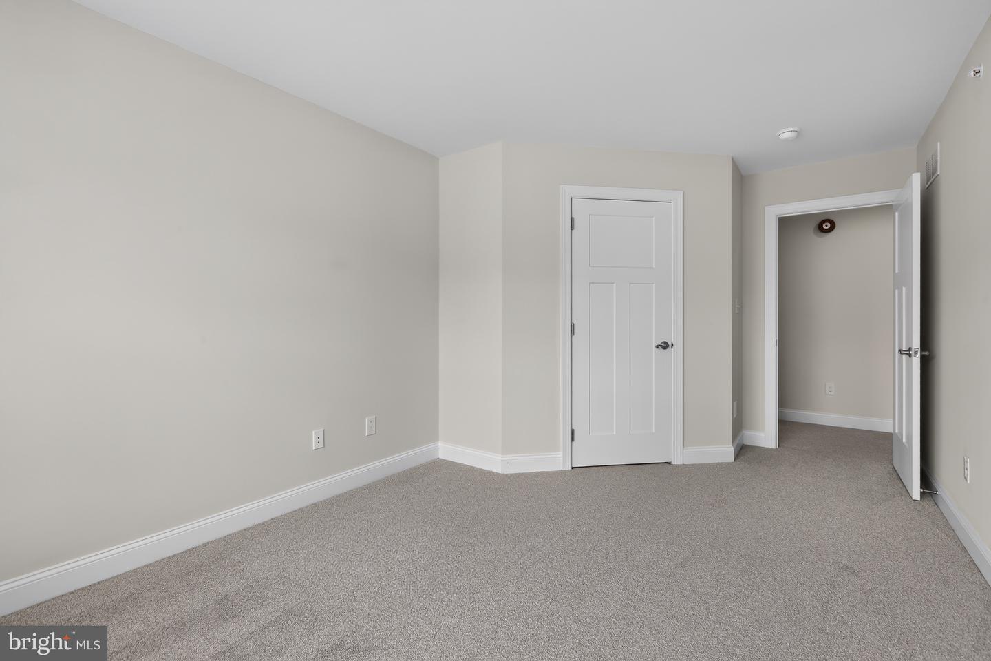 604 Albion Pl Property Photo 41