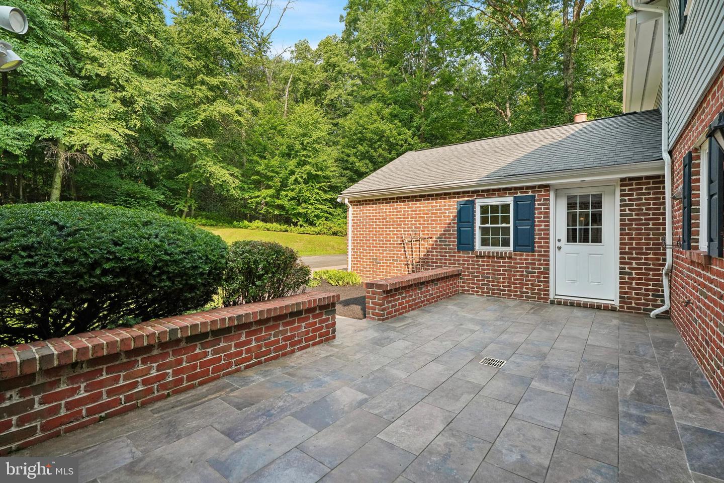 2435 Saint Peters Rd Property Photo 12