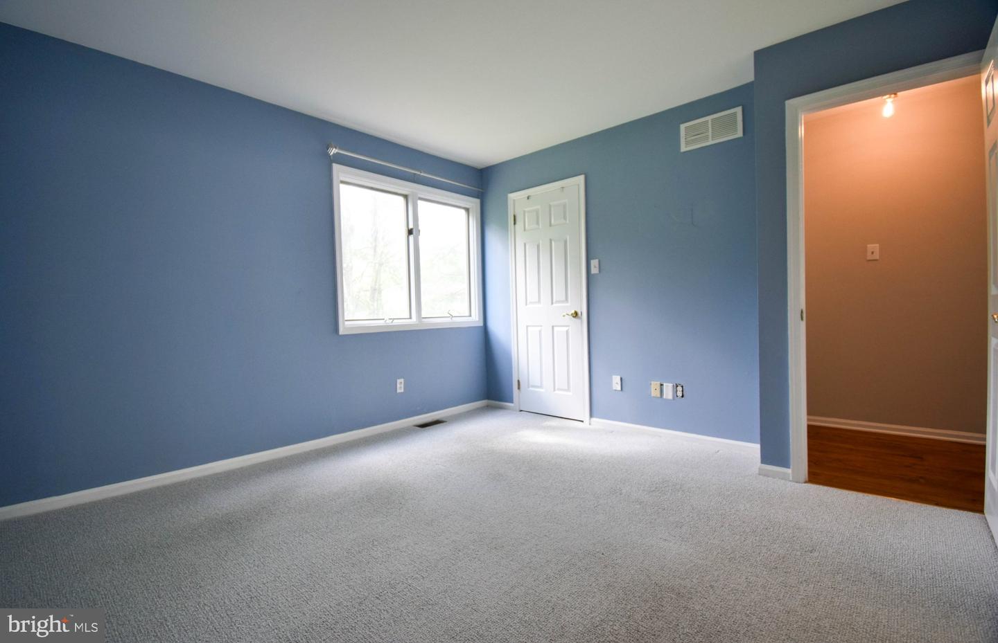 49 E Jonathan Ct #49 Property Photo 17