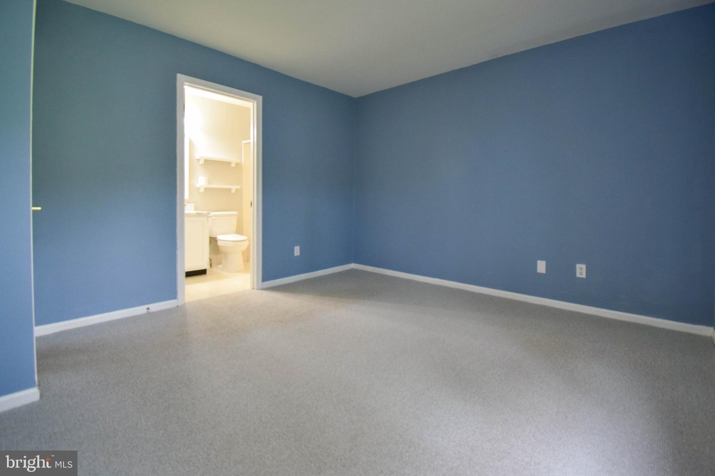 49 E Jonathan Ct #49 Property Photo 19