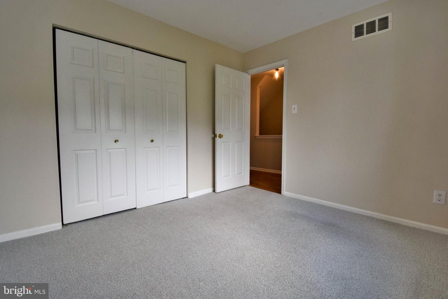 49 E Jonathan Ct #49 Property Photo 22