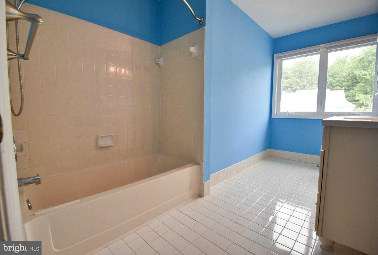 49 E Jonathan Ct #49 Property Photo 25